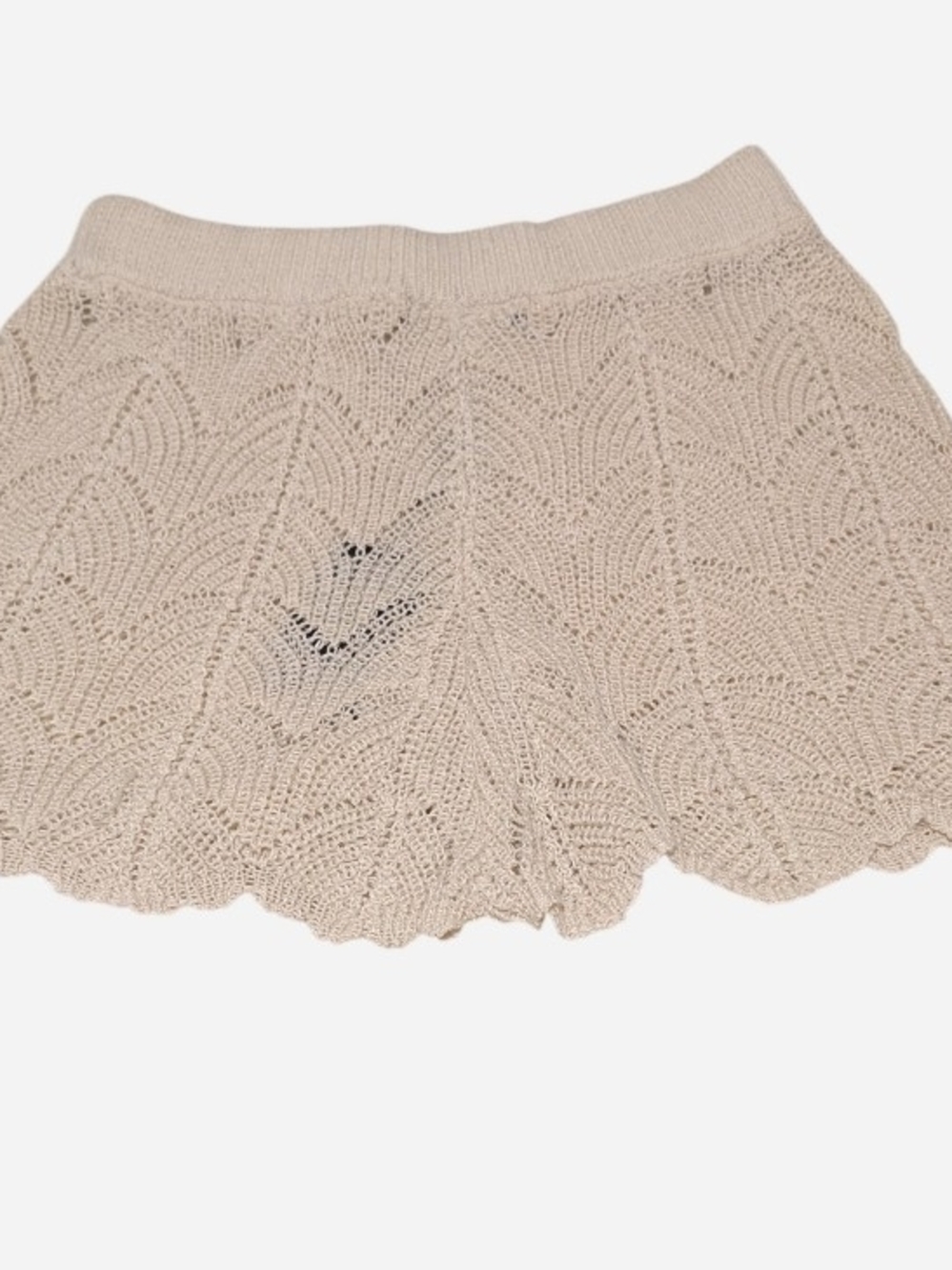 Pool Couture Beige Knit Scallop Hem Women's Shorts - Picture 2 of 6